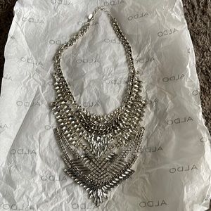 Statement piece necklace